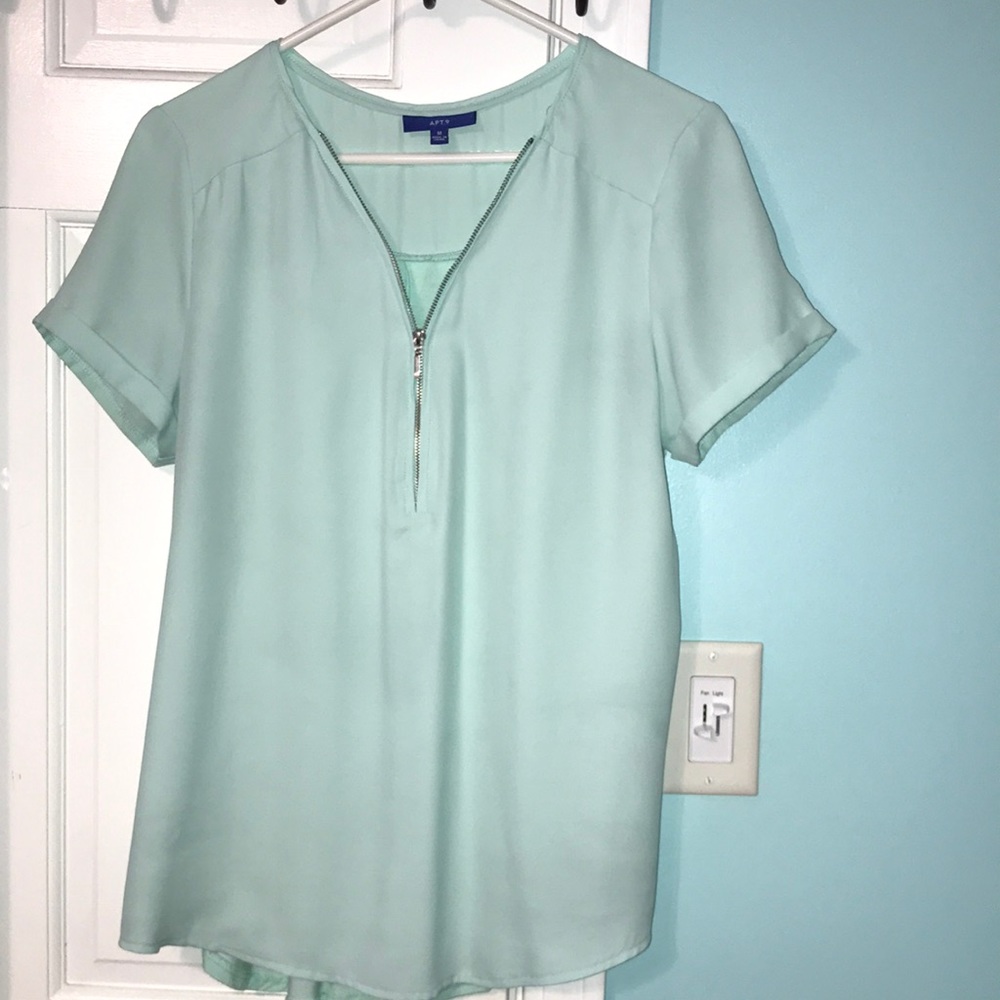 Mint Blouse with adjustable zipper